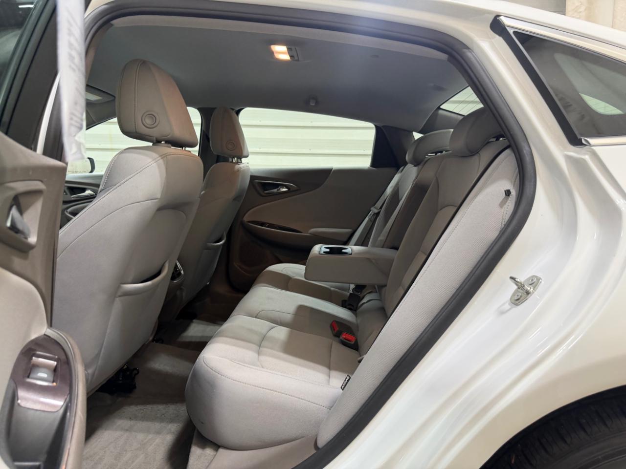 Chevrolet Malibu 4dr Sdn LT 2022