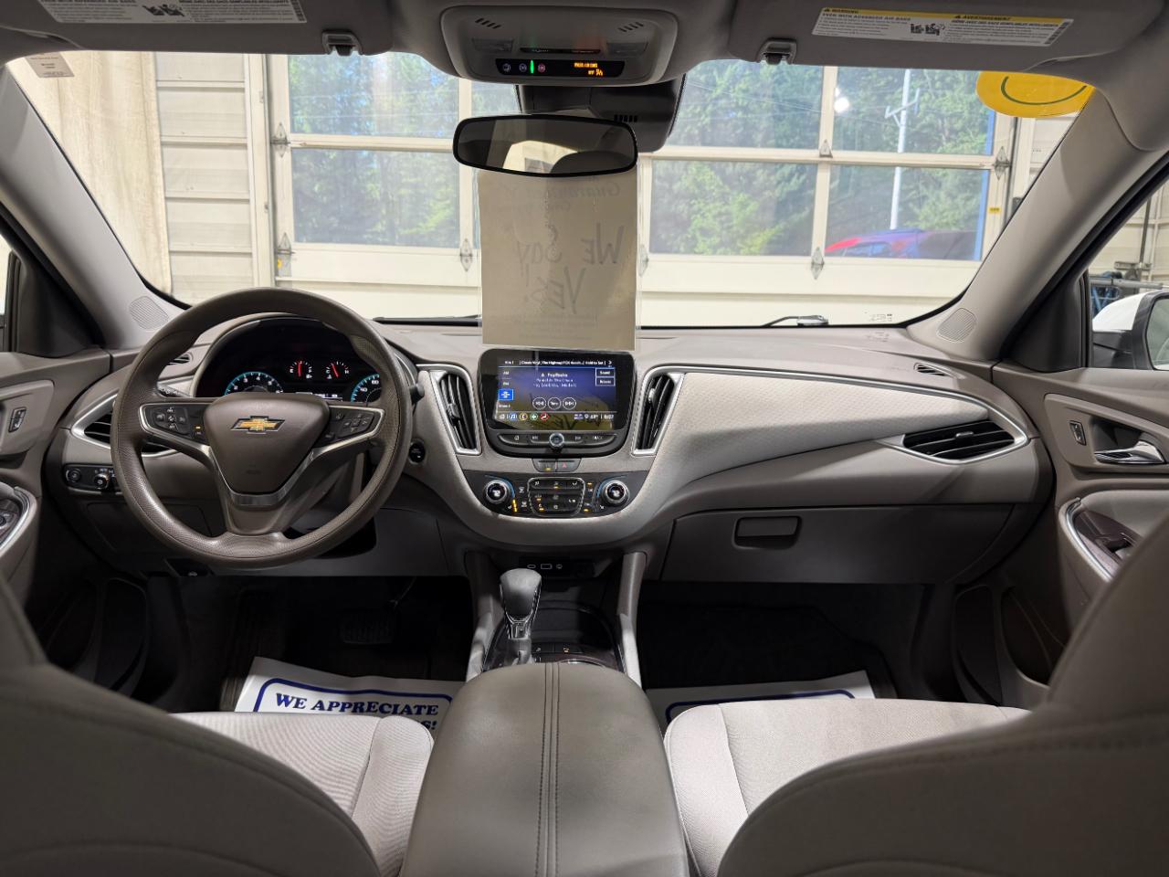 Chevrolet Malibu 4dr Sdn LT 2022