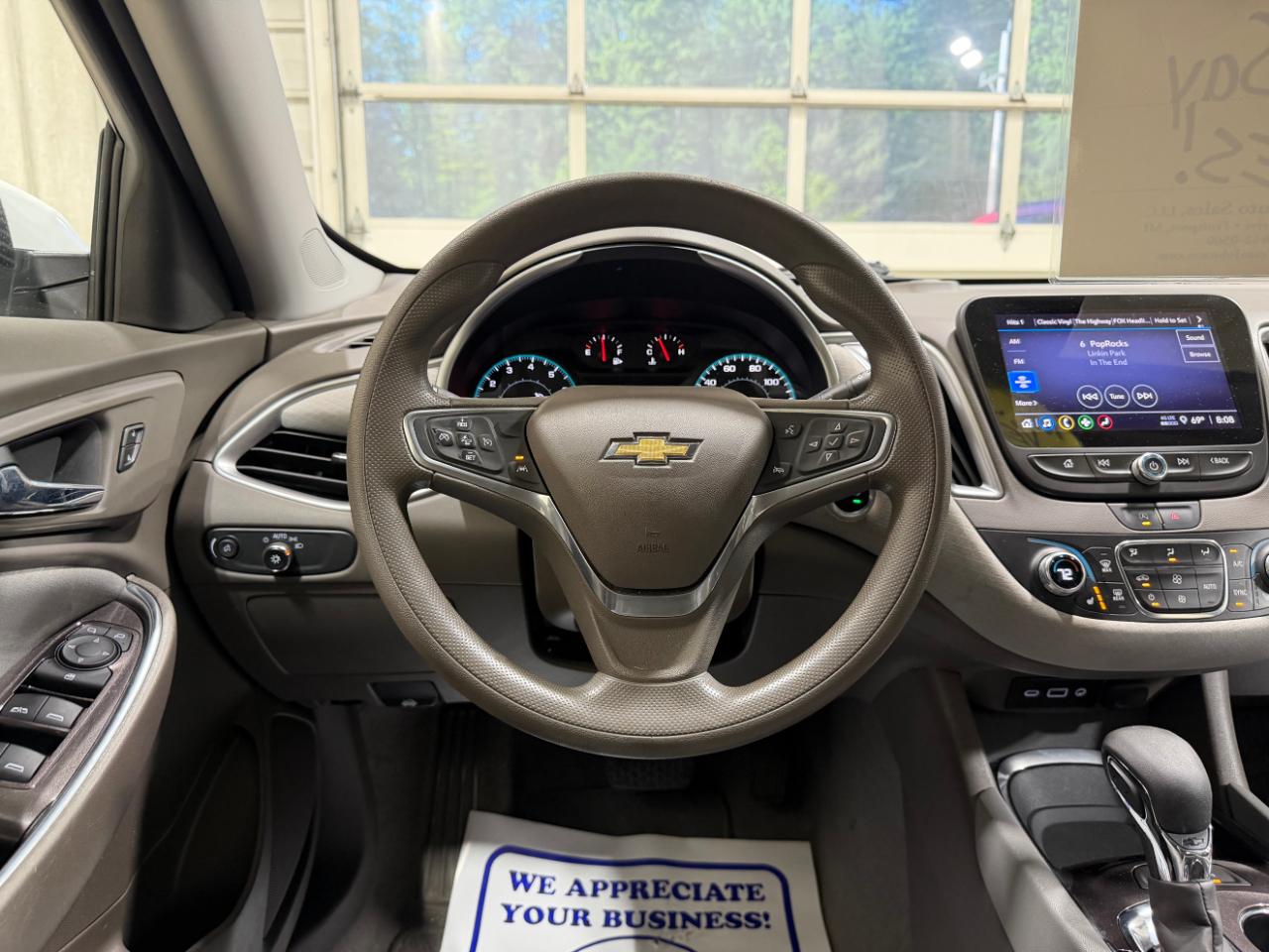 Chevrolet Malibu 4dr Sdn LT 2022