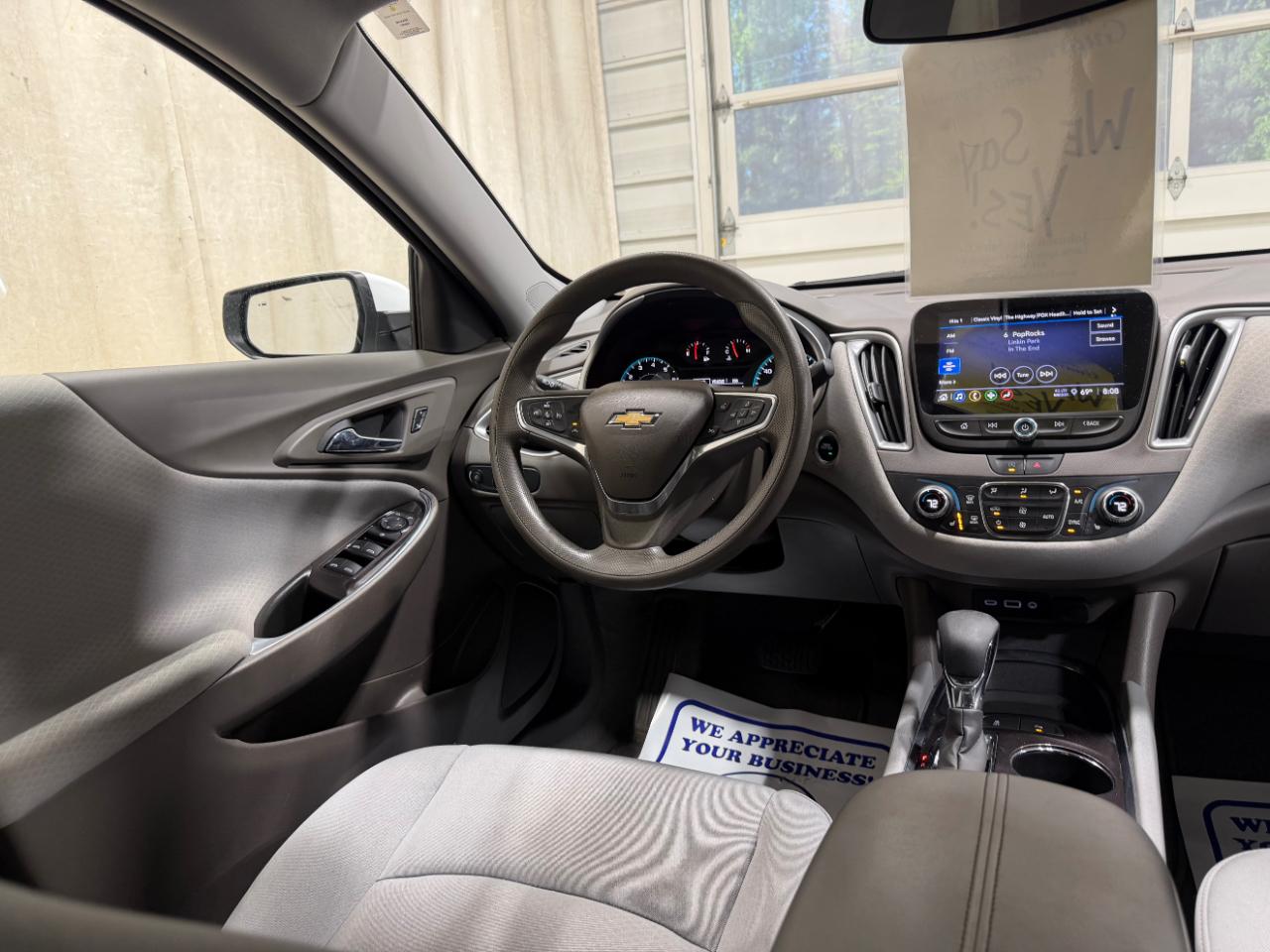 Chevrolet Malibu 4dr Sdn LT 2022