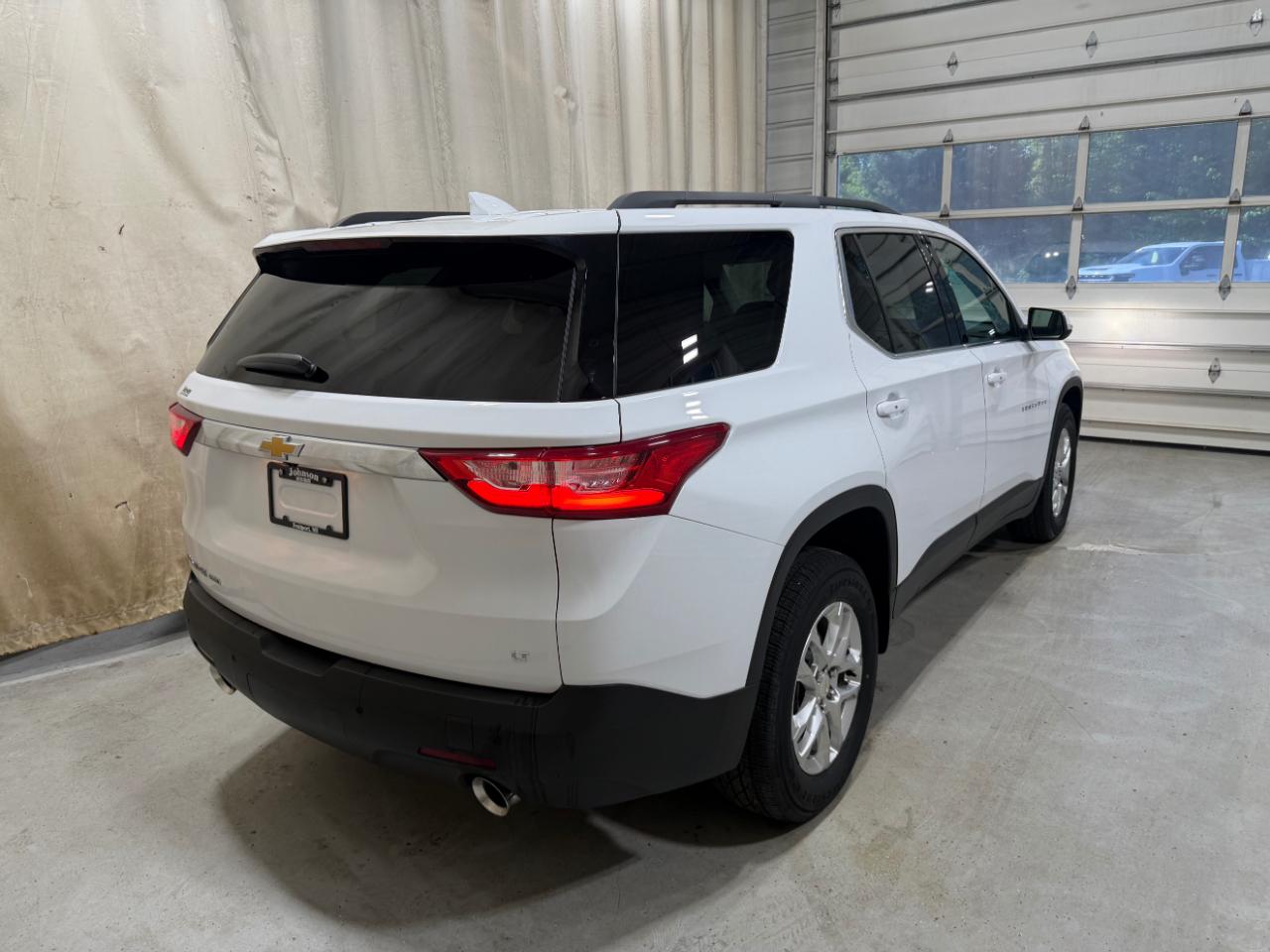 Chevrolet Traverse AWD 4dr LT Cloth w/1LT 2021