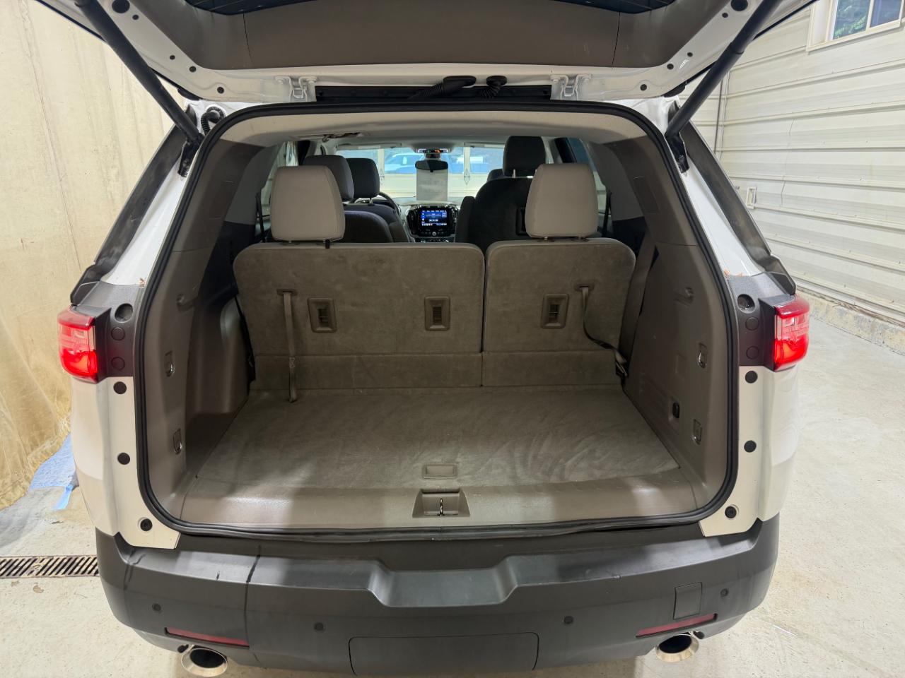 Chevrolet Traverse AWD 4dr LT Cloth w/1LT 2021