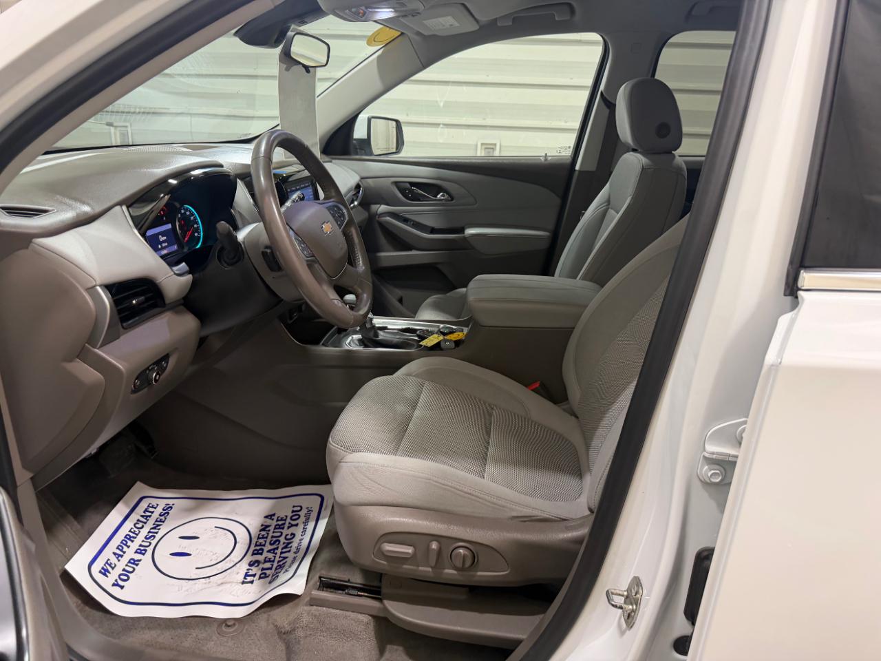 Chevrolet Traverse AWD 4dr LT Cloth w/1LT 2021