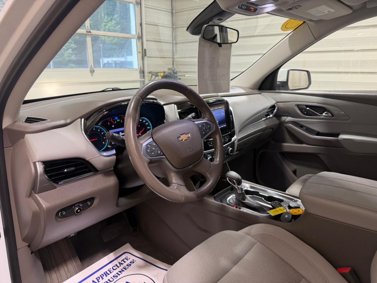 Chevrolet Traverse AWD 4dr LT Cloth w/1LT 2021