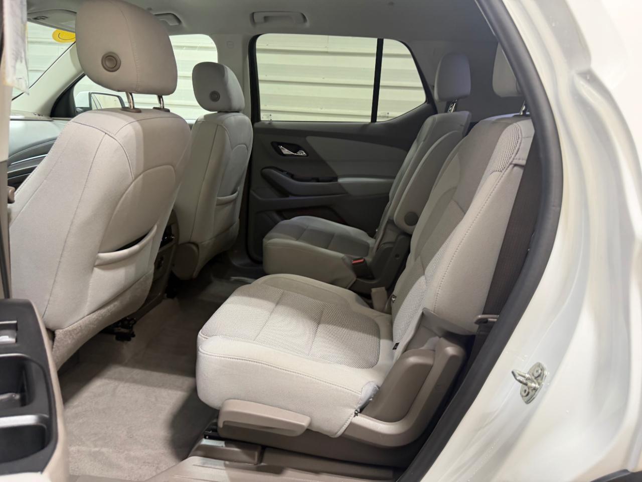 Chevrolet Traverse AWD 4dr LT Cloth w/1LT 2021