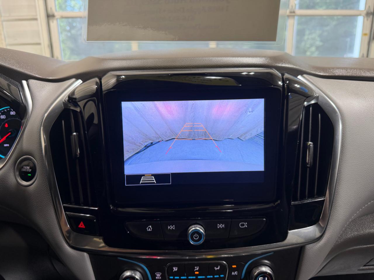 Chevrolet Traverse AWD 4dr LT Cloth w/1LT 2021
