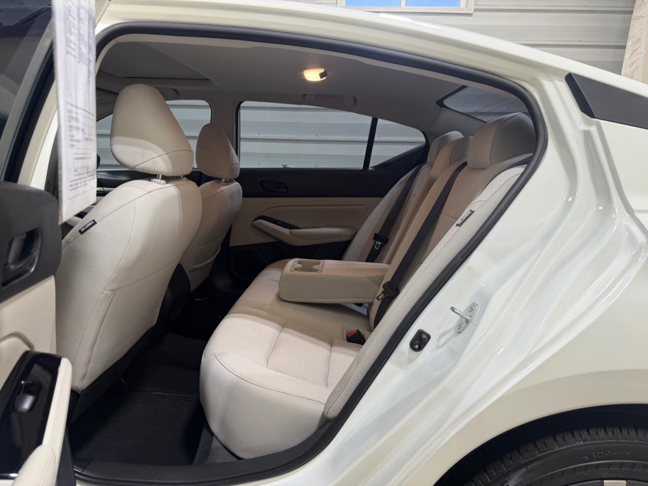 Nissan Altima 2.5 SV Sedan 2023