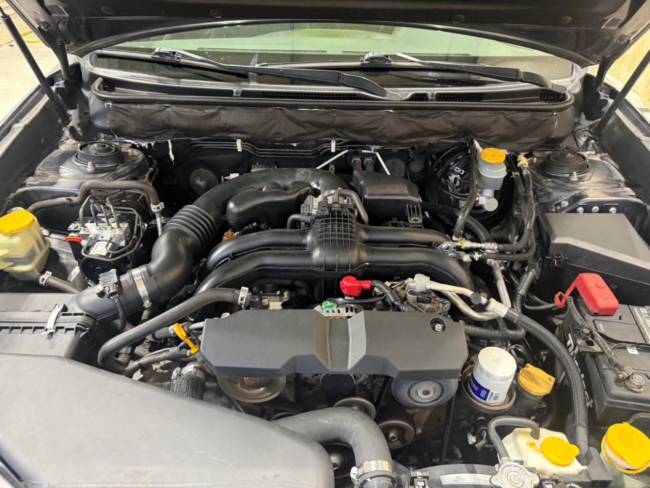 Subaru Legacy 4dr Sdn H4 Auto 2.5i Premium 2013
