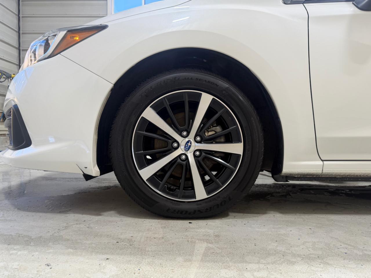 Subaru Impreza Premium 5-door CVT 2021