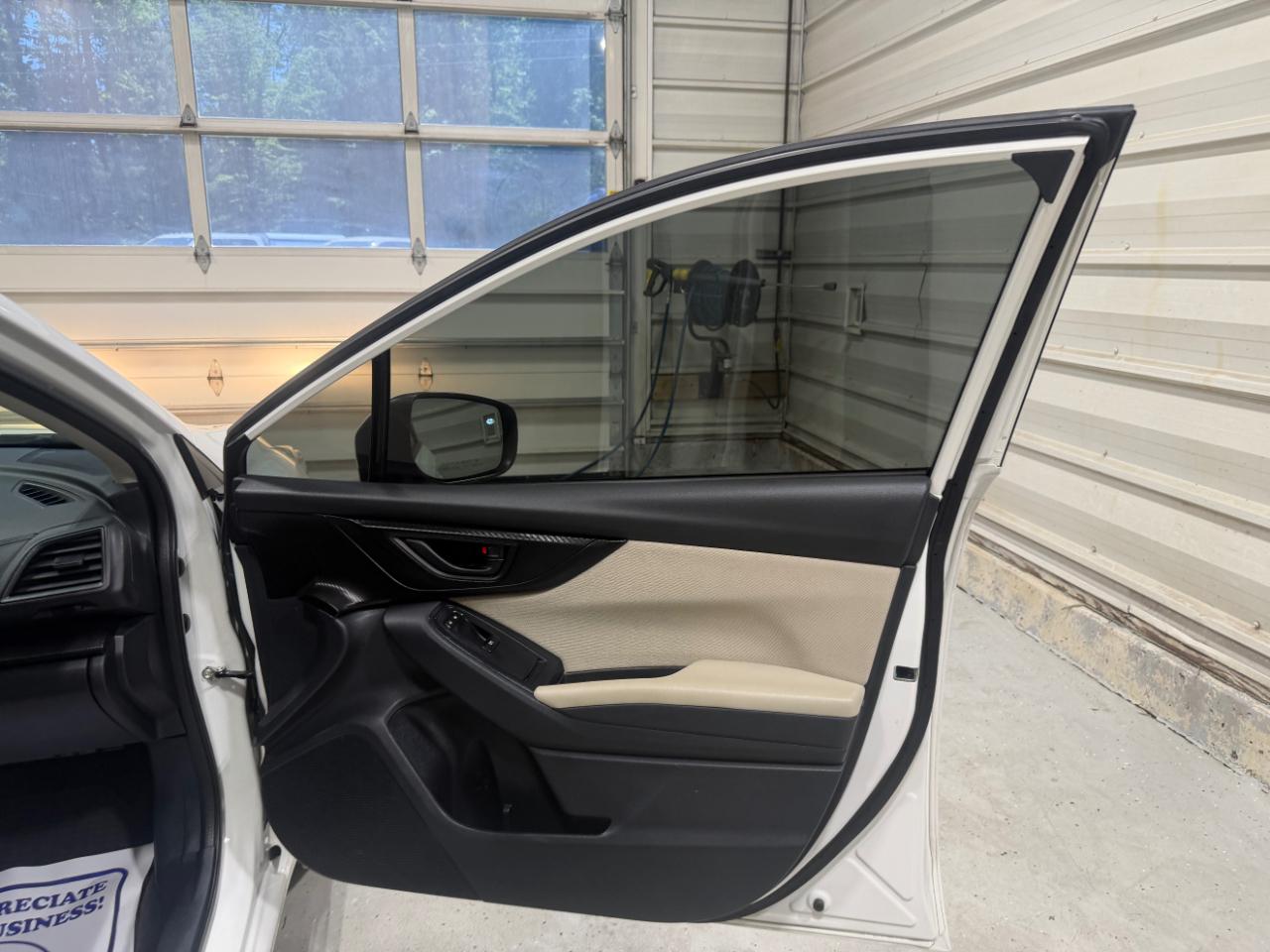 Subaru Impreza Premium 5-door CVT 2021