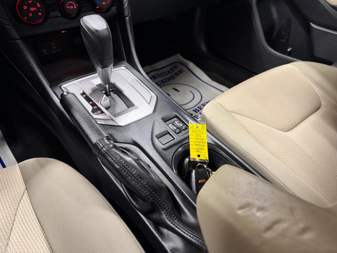 Subaru Impreza Premium 5-door CVT 2021