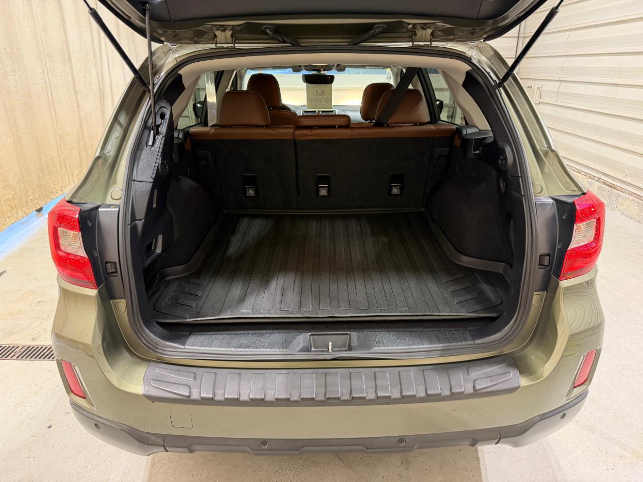 Subaru Outback 3.6R Touring 2017