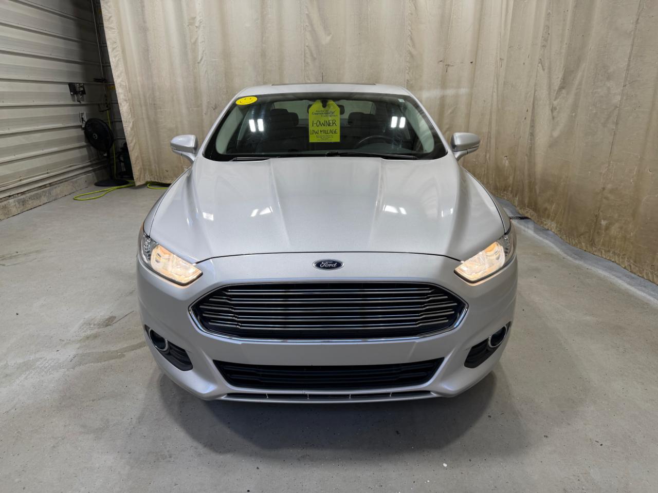 Ford Fusion 4dr Sdn SE FWD 2014