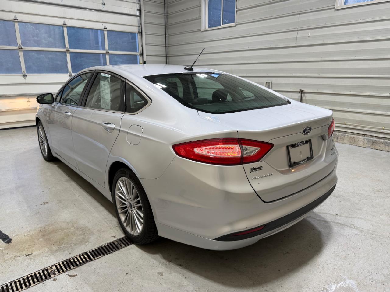 Ford Fusion 4dr Sdn SE FWD 2014