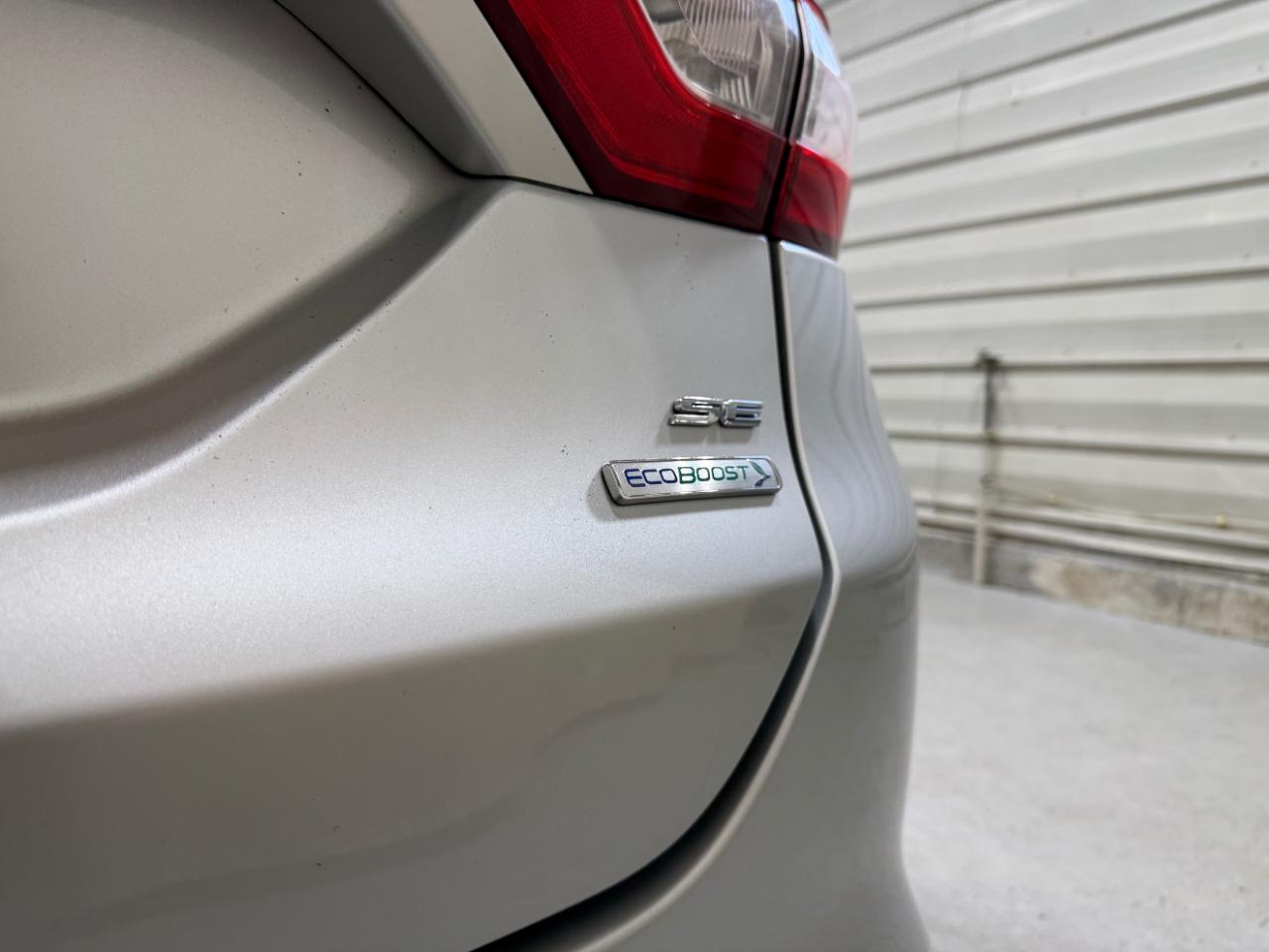 Ford Fusion 4dr Sdn SE FWD 2014