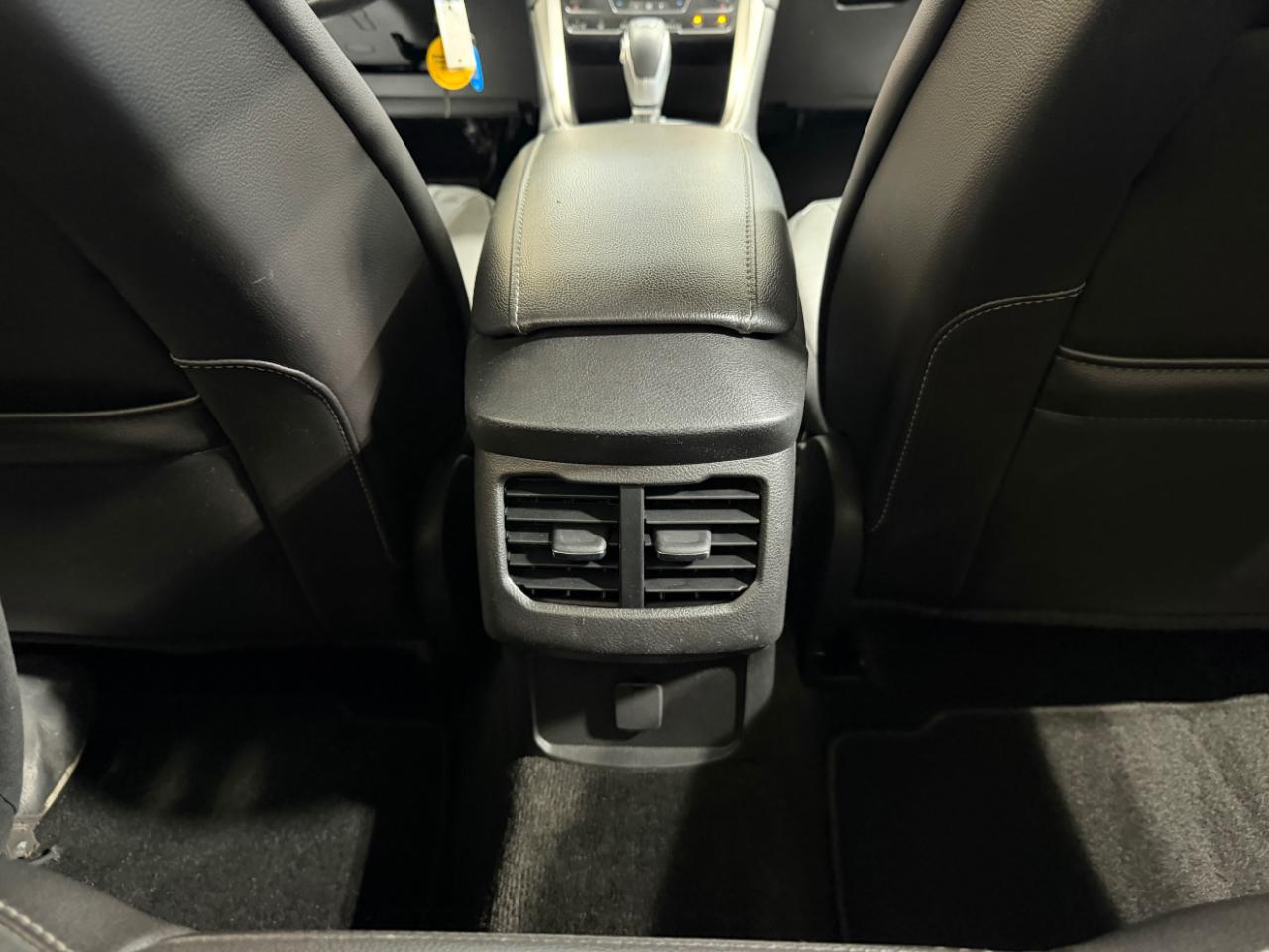 Ford Fusion 4dr Sdn SE FWD 2014