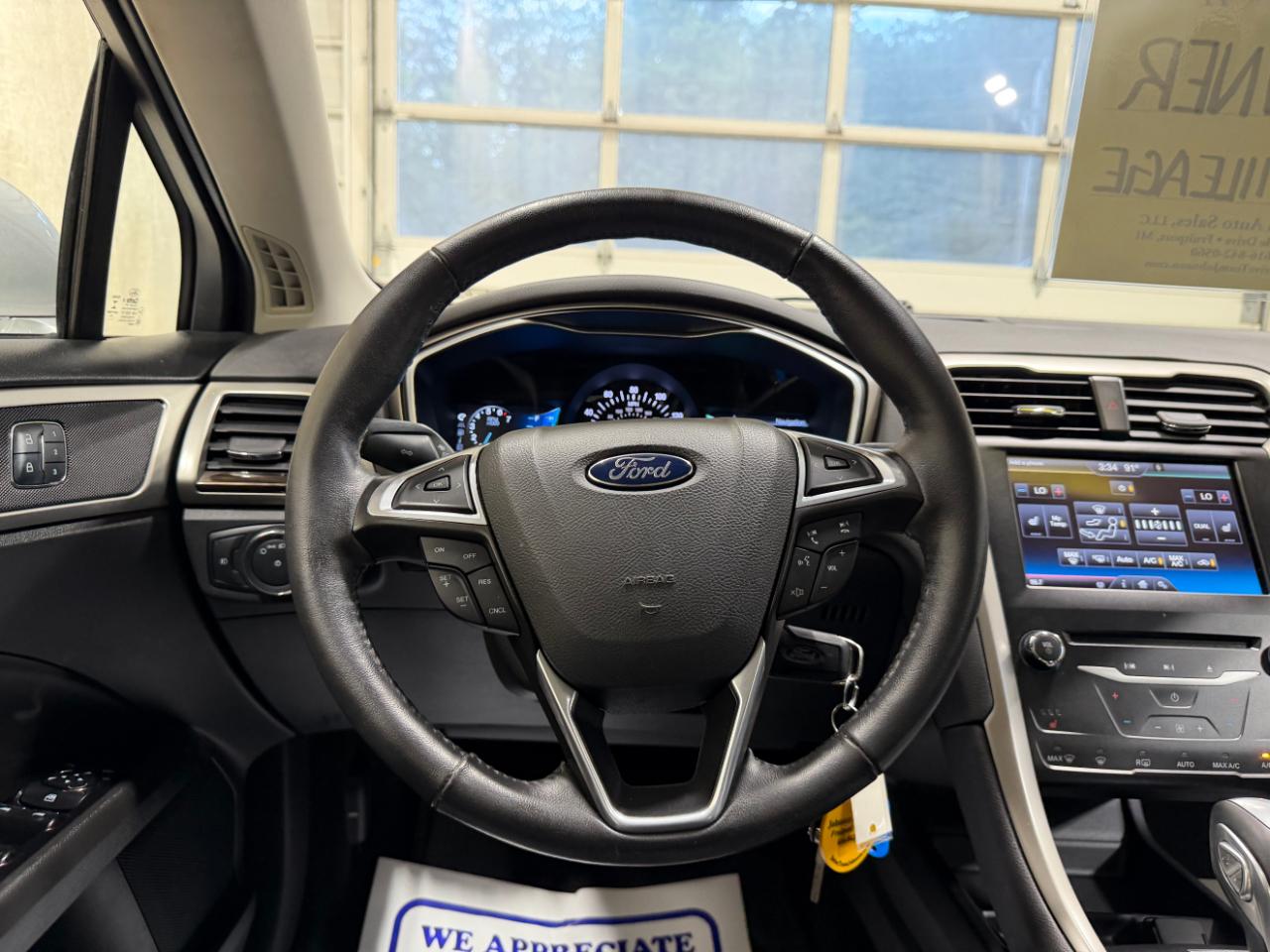 Ford Fusion 4dr Sdn SE FWD 2014