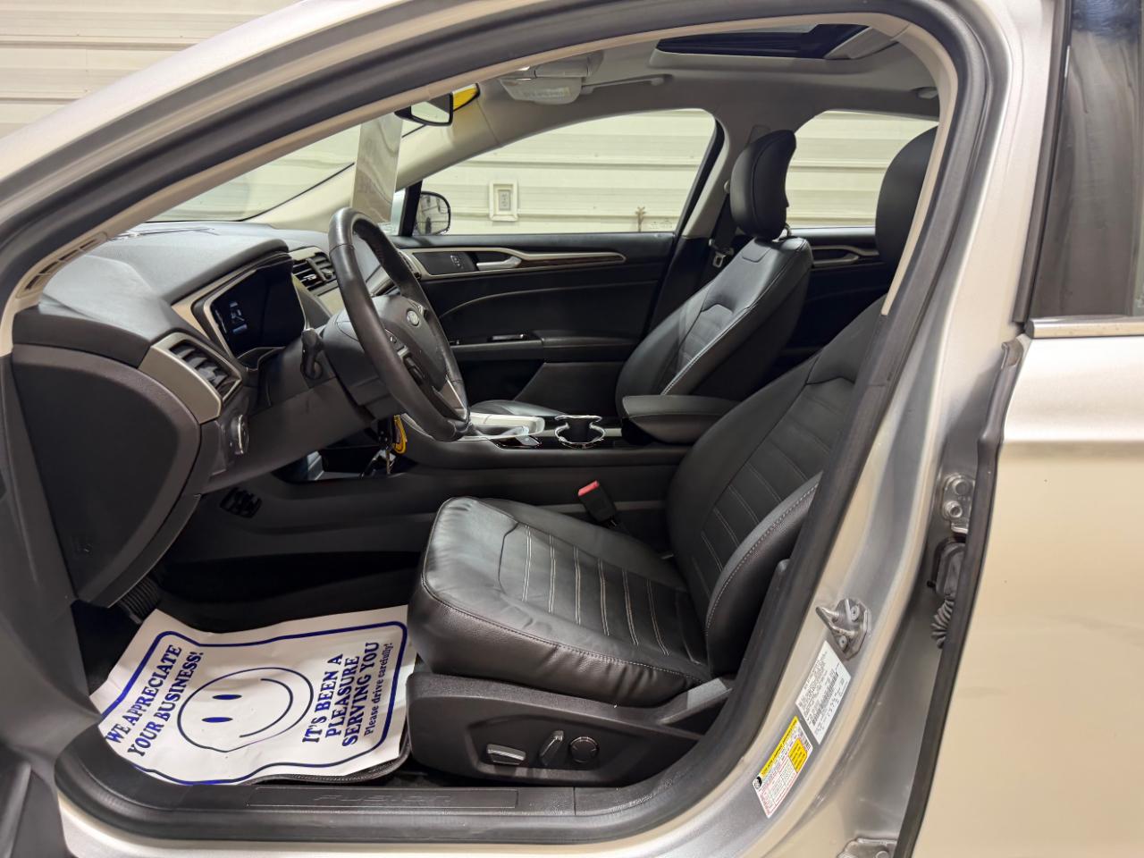 Ford Fusion 4dr Sdn SE FWD 2014