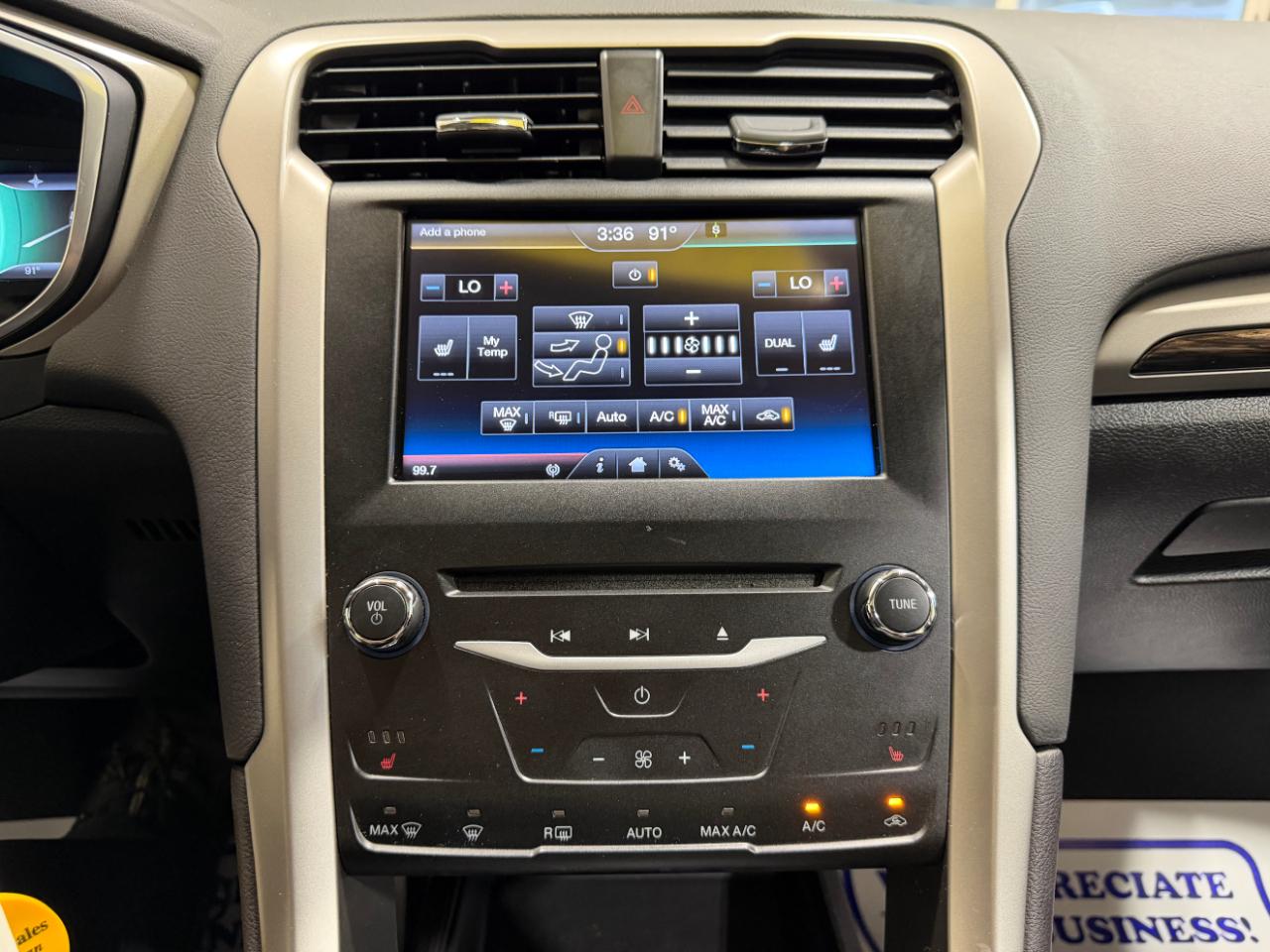 Ford Fusion 4dr Sdn SE FWD 2014
