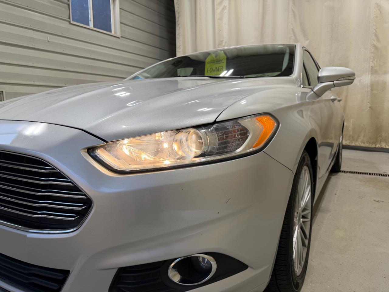 Ford Fusion 4dr Sdn SE FWD 2014