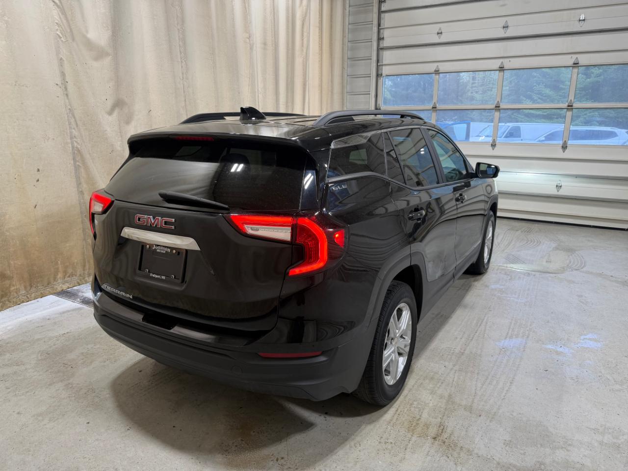 GMC Terrain FWD 4dr SLE 2023