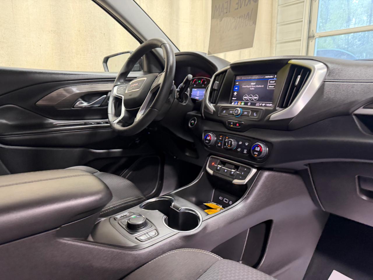 GMC Terrain FWD 4dr SLE 2023