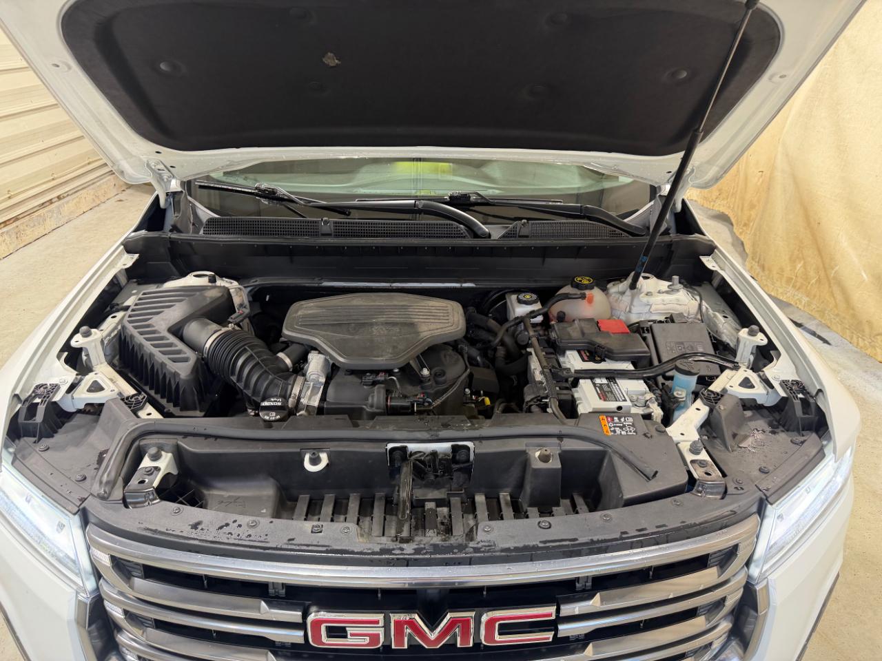 GMC Acadia AWD 4dr AT4 2020
