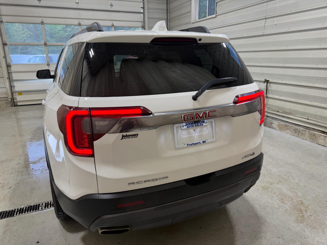 GMC Acadia AWD 4dr AT4 2020