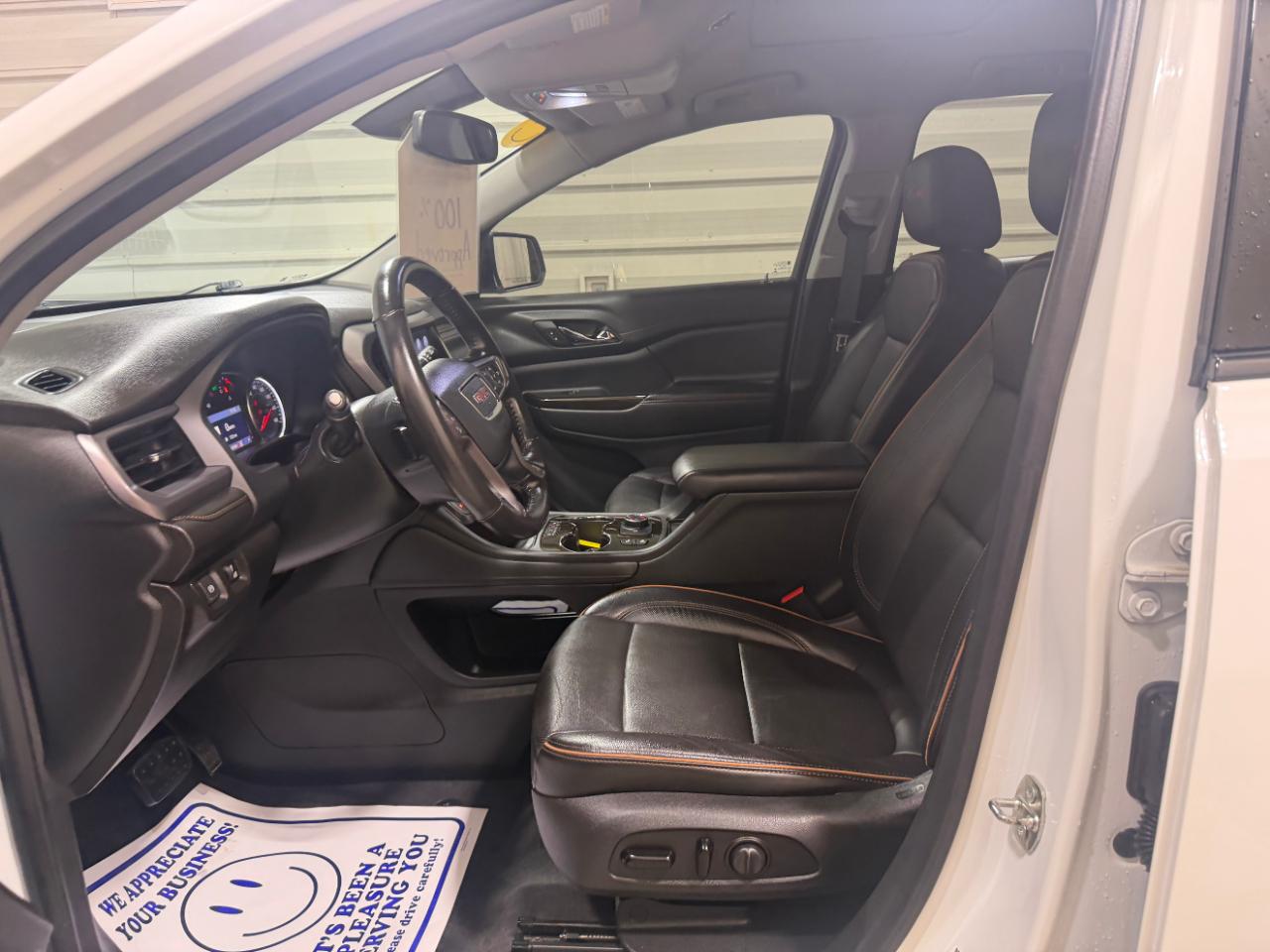 GMC Acadia AWD 4dr AT4 2020