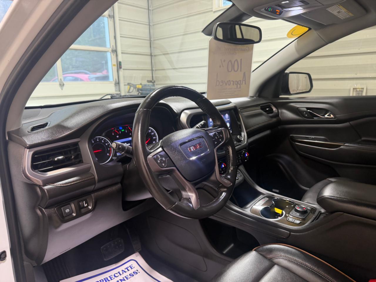GMC Acadia AWD 4dr AT4 2020