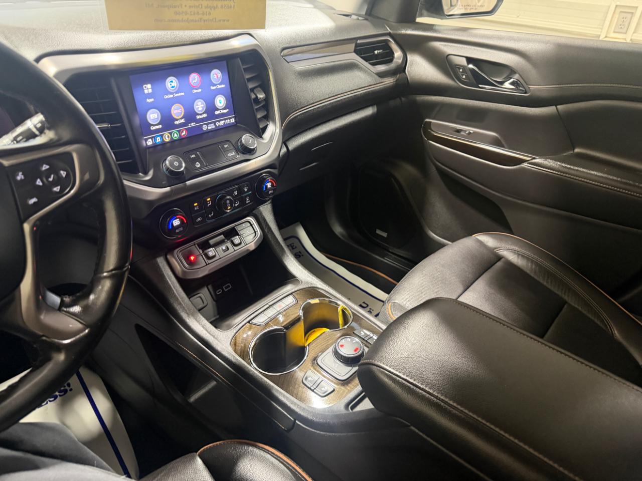 GMC Acadia AWD 4dr AT4 2020