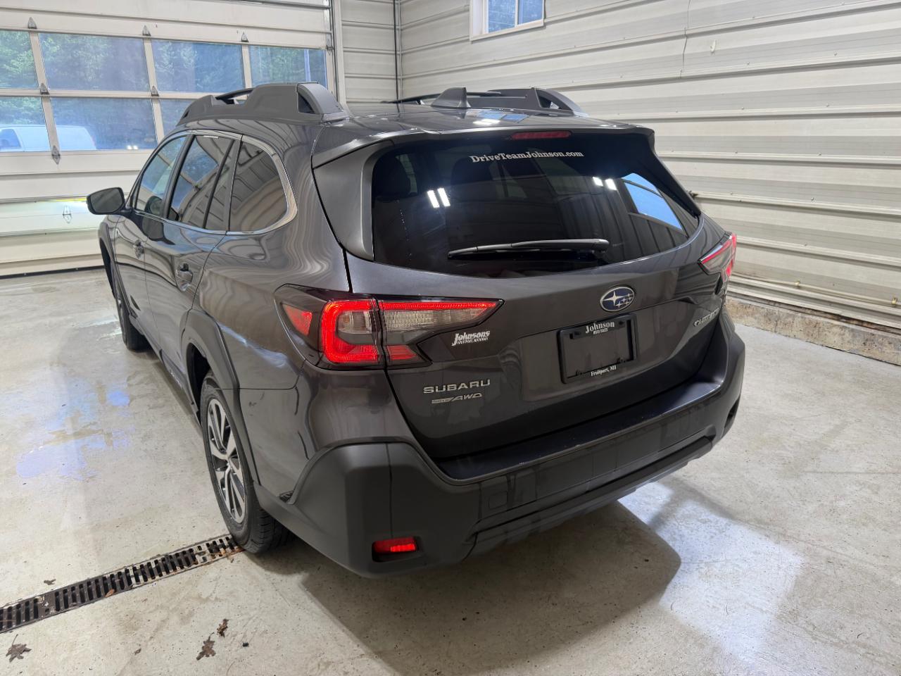 Subaru Outback Premium AWD 2024
