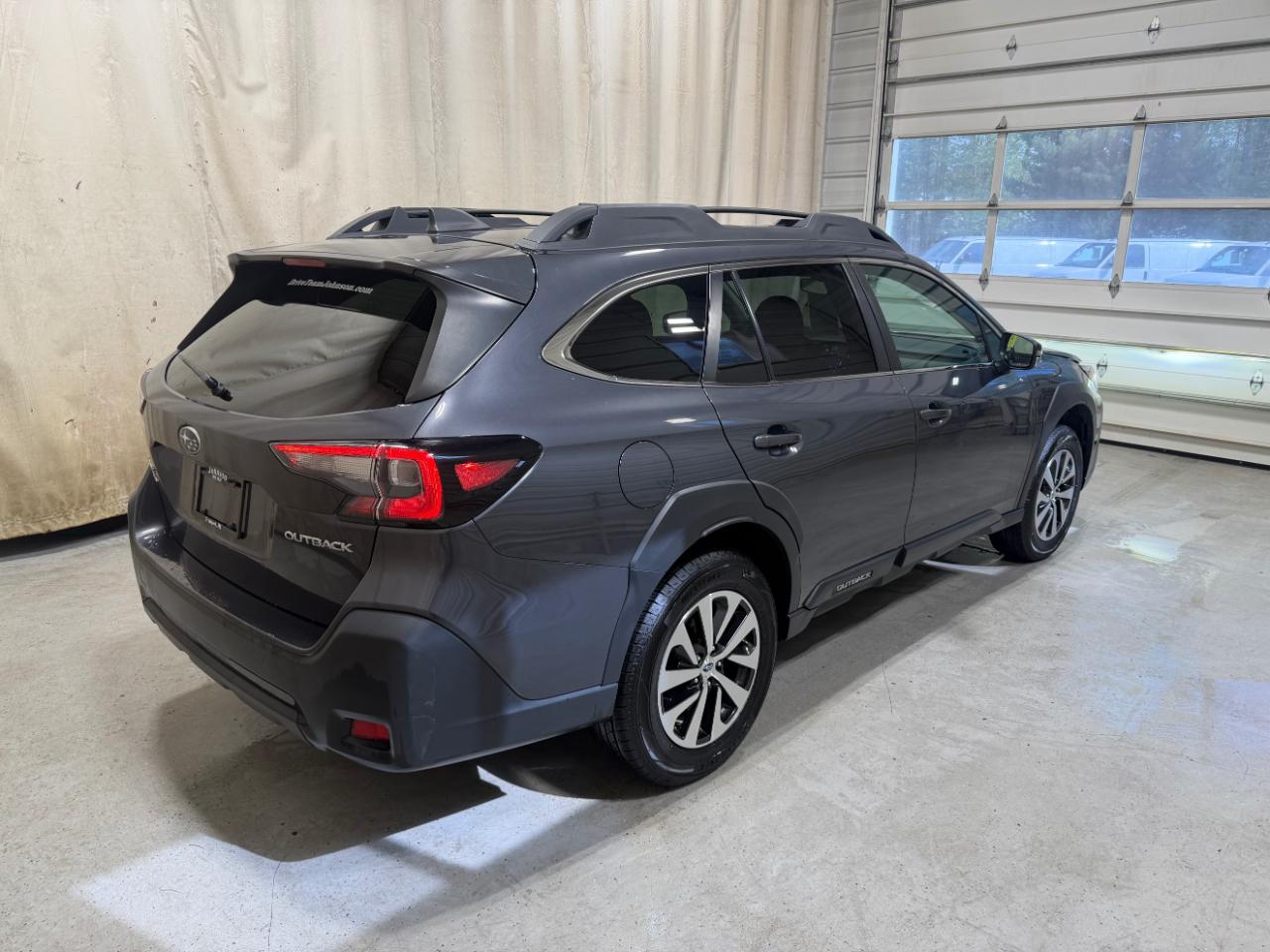 Subaru Outback Premium AWD 2024
