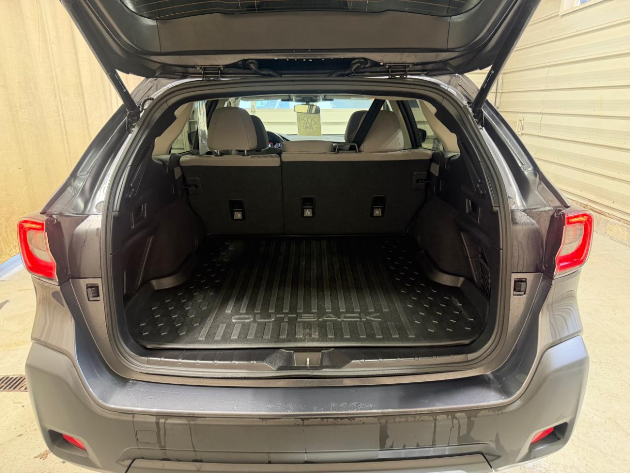 Subaru Outback Premium AWD 2024