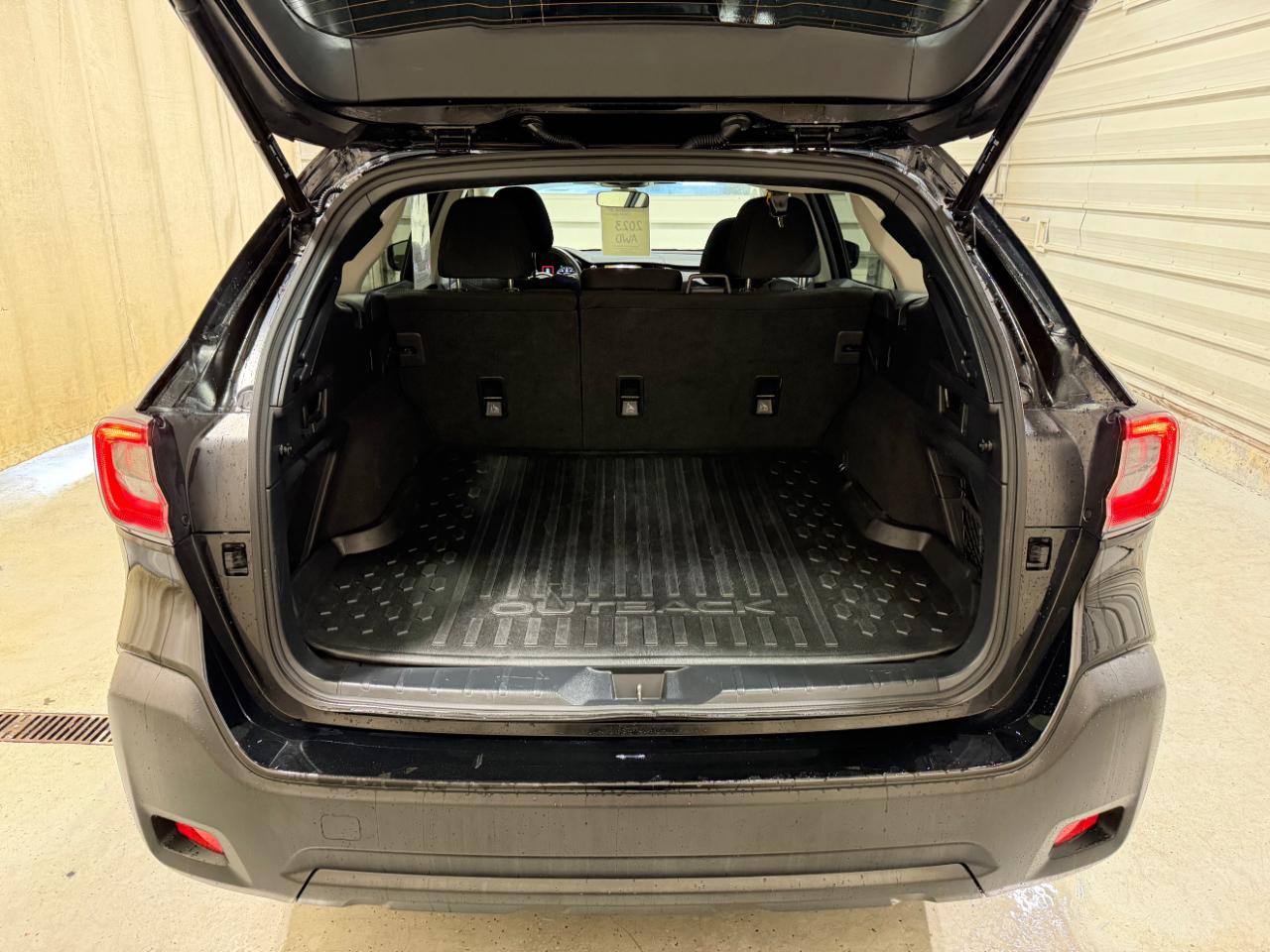 Subaru Outback Premium CVT 2023