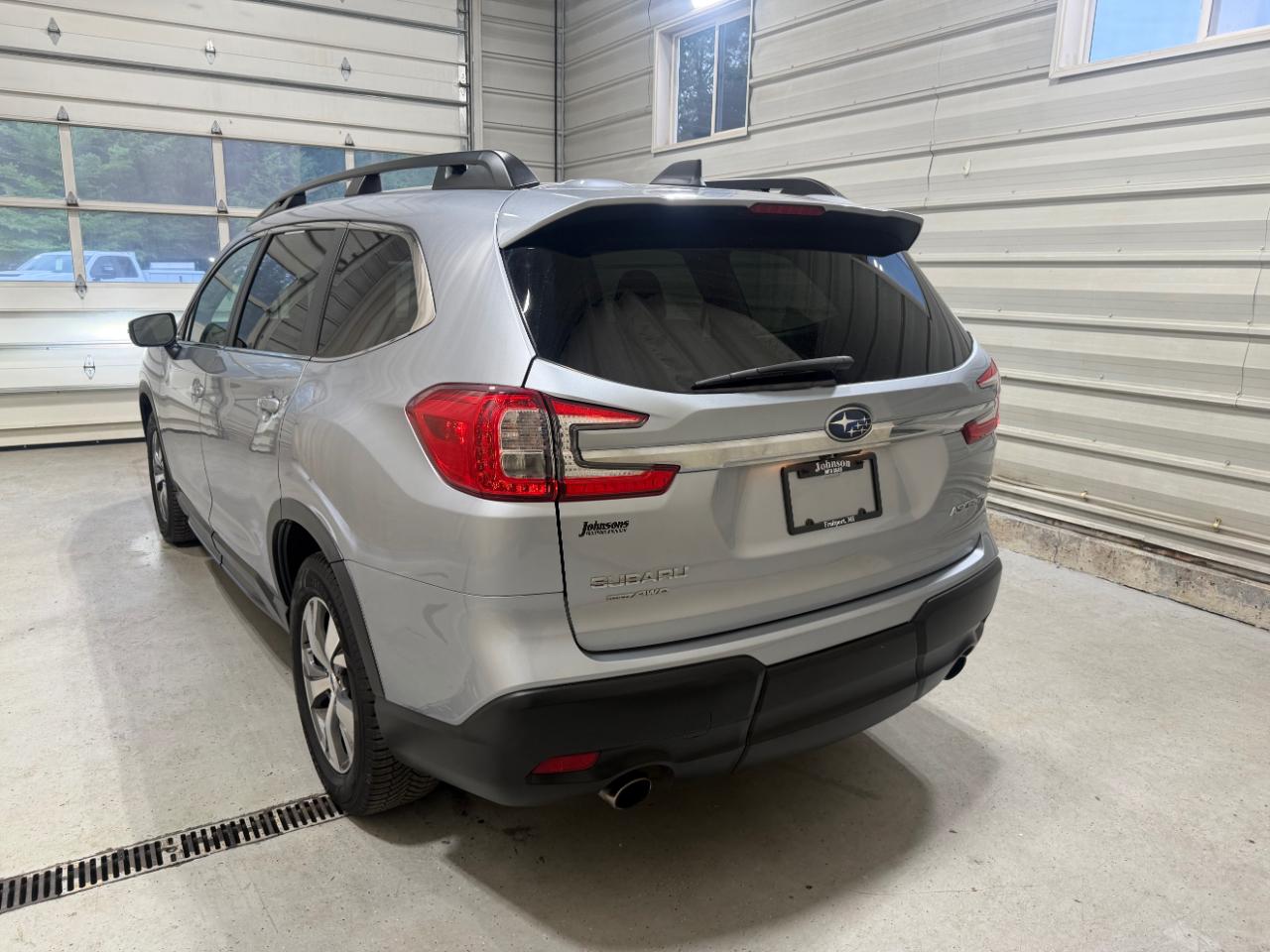 Subaru Ascent Premium 8-Passenger 2023