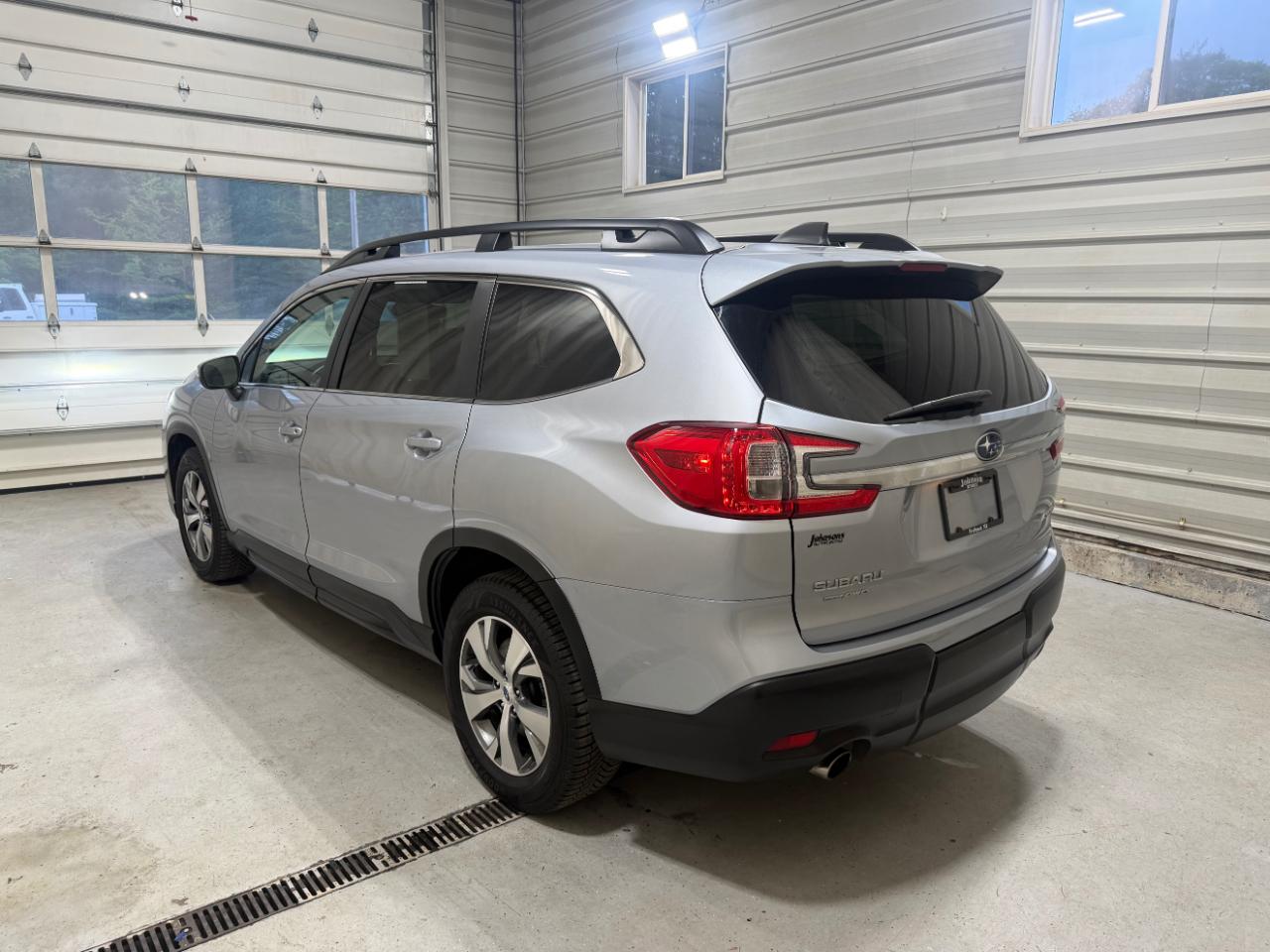 Subaru Ascent Premium 8-Passenger 2023
