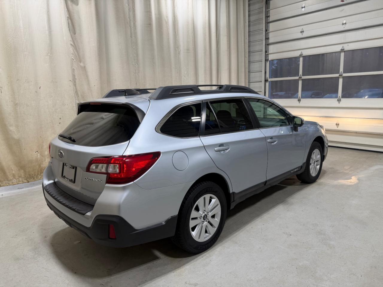 Subaru Outback 2.5i Premium 2019