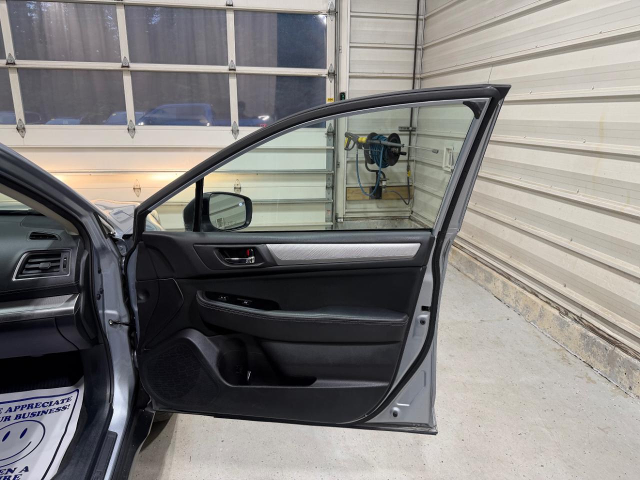 Subaru Outback 2.5i Premium 2019