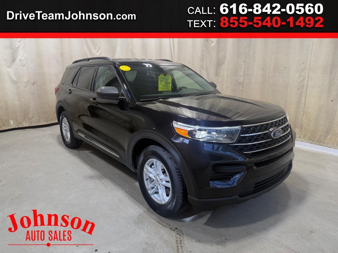 2022 Ford Explorer XLT 4WD's photo