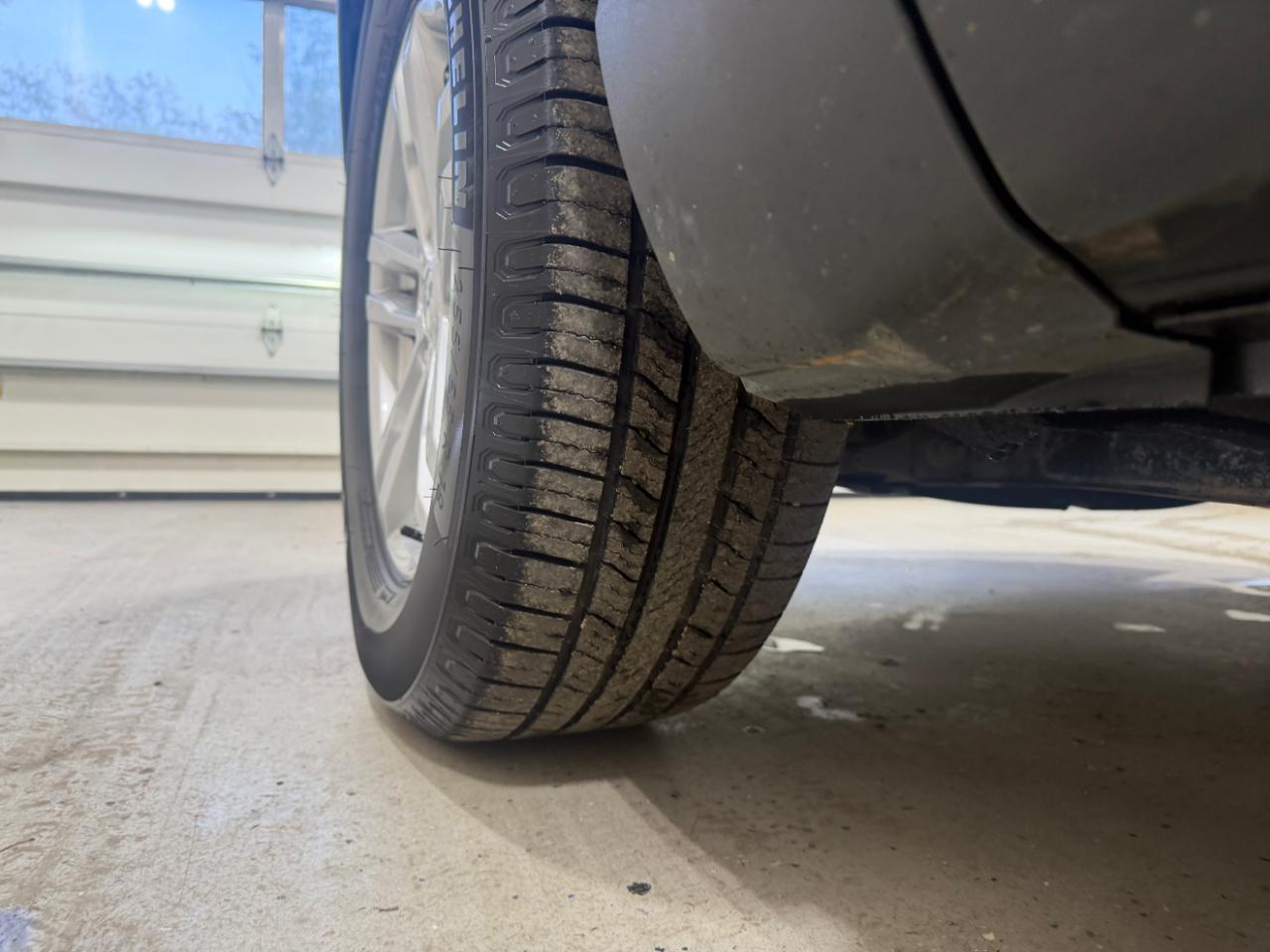 Ford Explorer XLT 4WD 2022