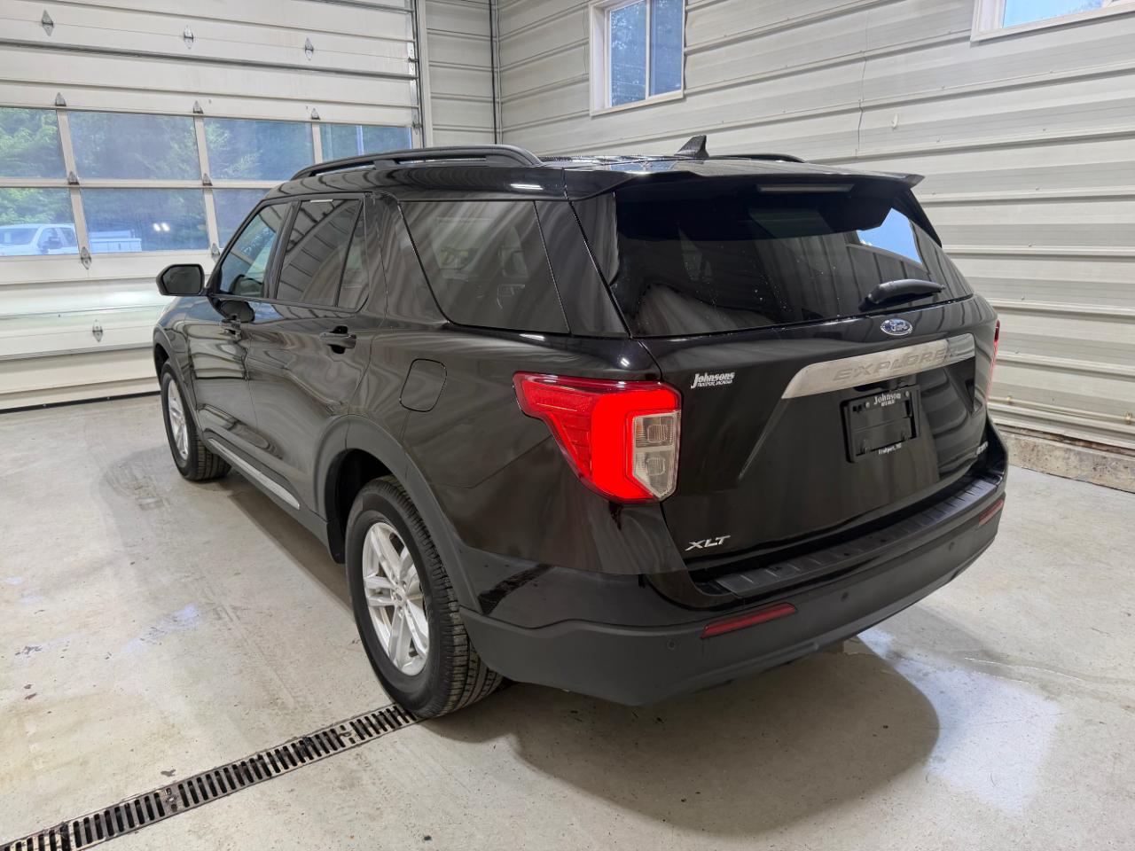 Ford Explorer XLT 4WD 2022