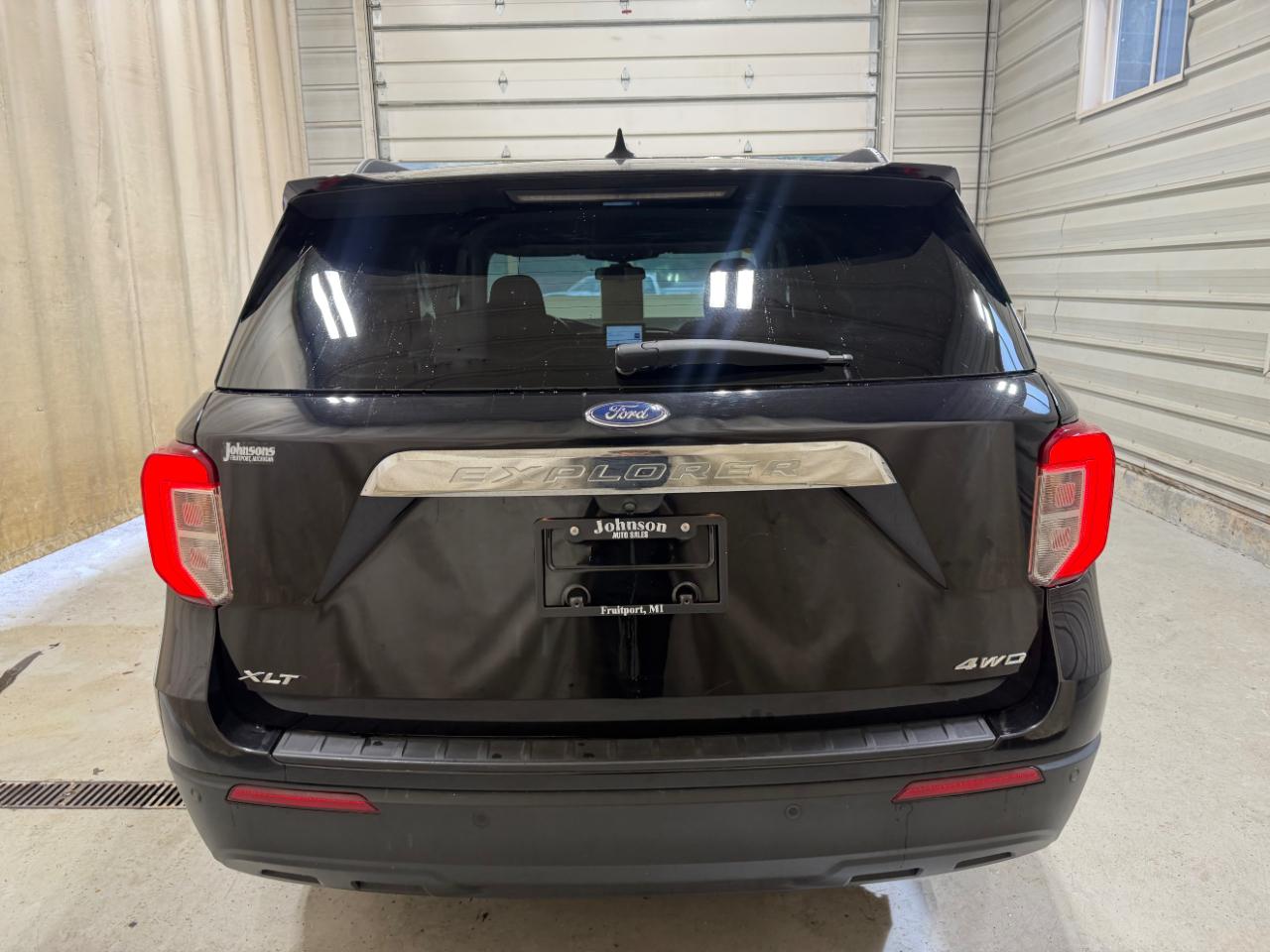 Ford Explorer XLT 4WD 2022