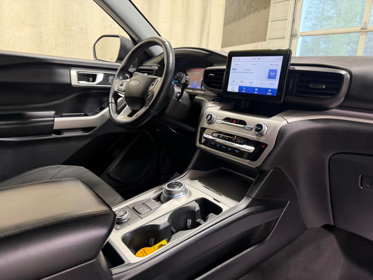 Ford Explorer XLT 4WD 2022