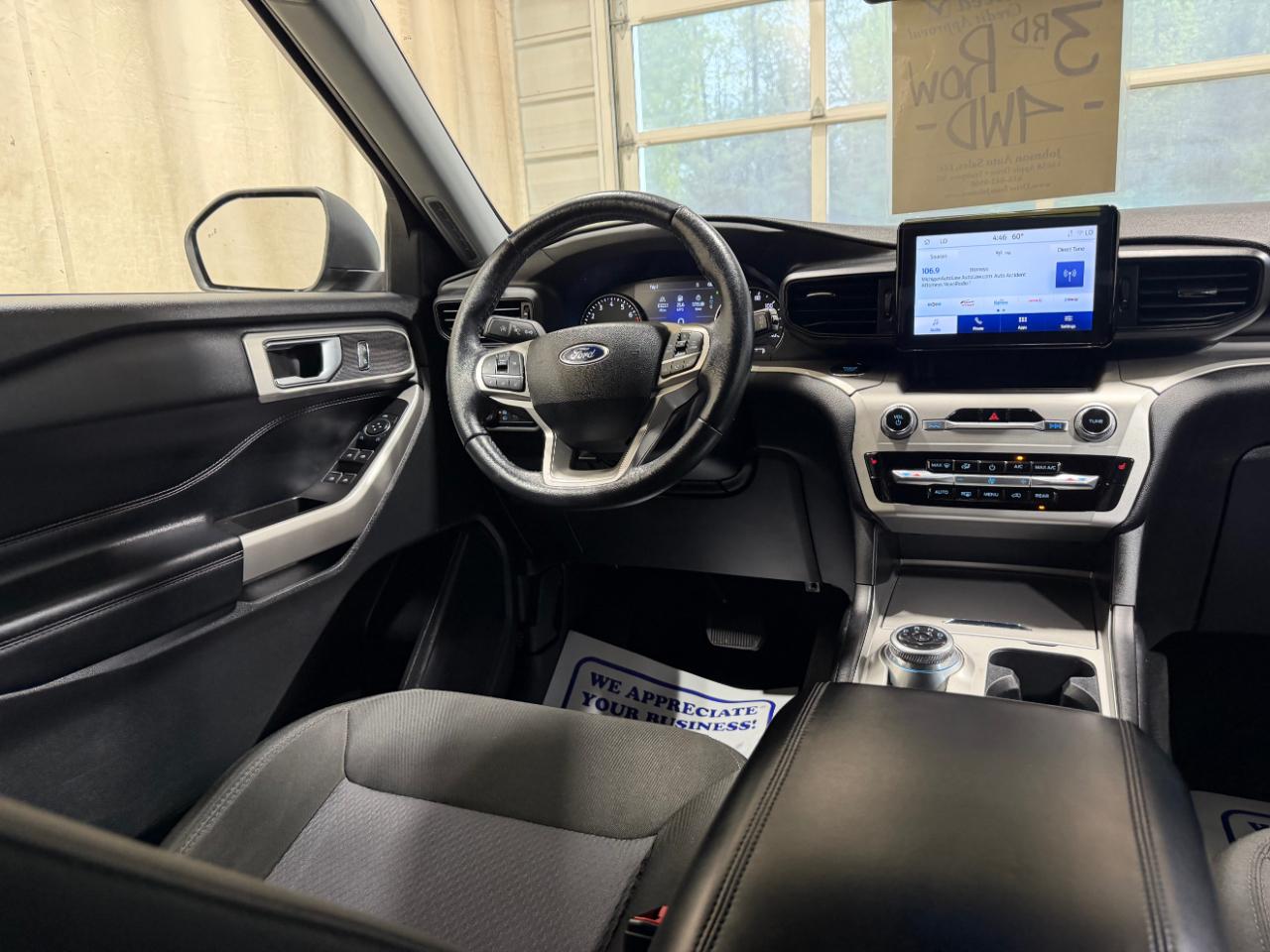 Ford Explorer XLT 4WD 2022
