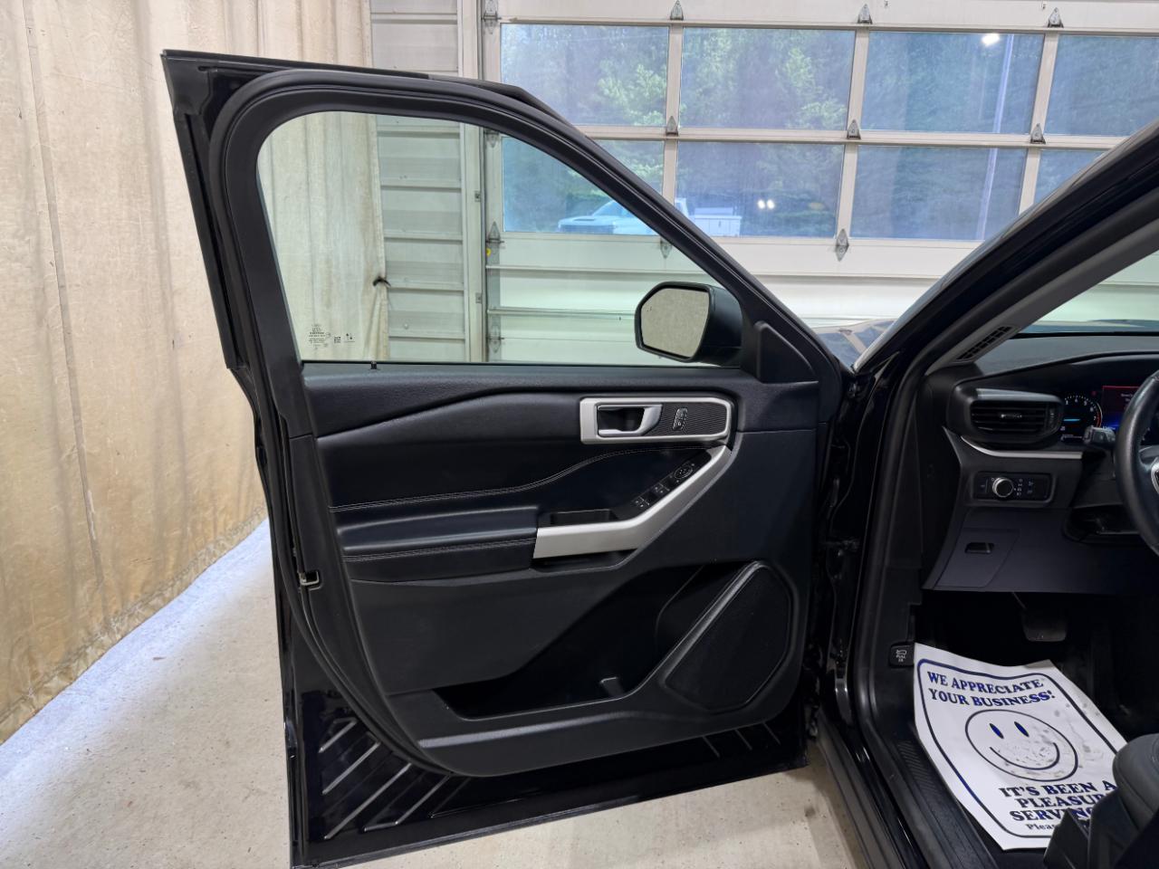 Ford Explorer XLT 4WD 2022