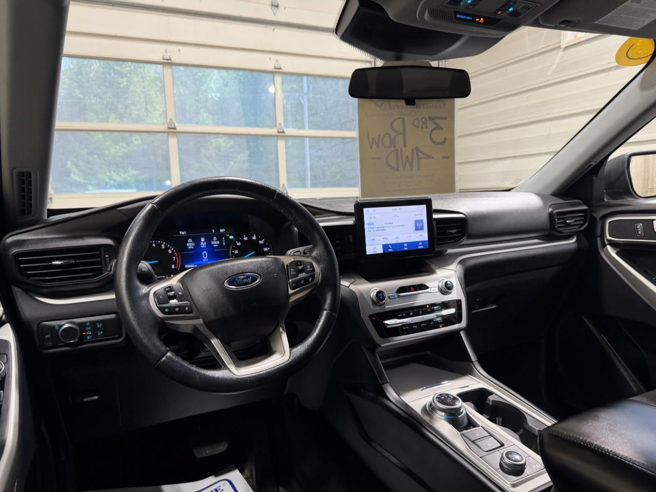 Ford Explorer XLT 4WD 2022