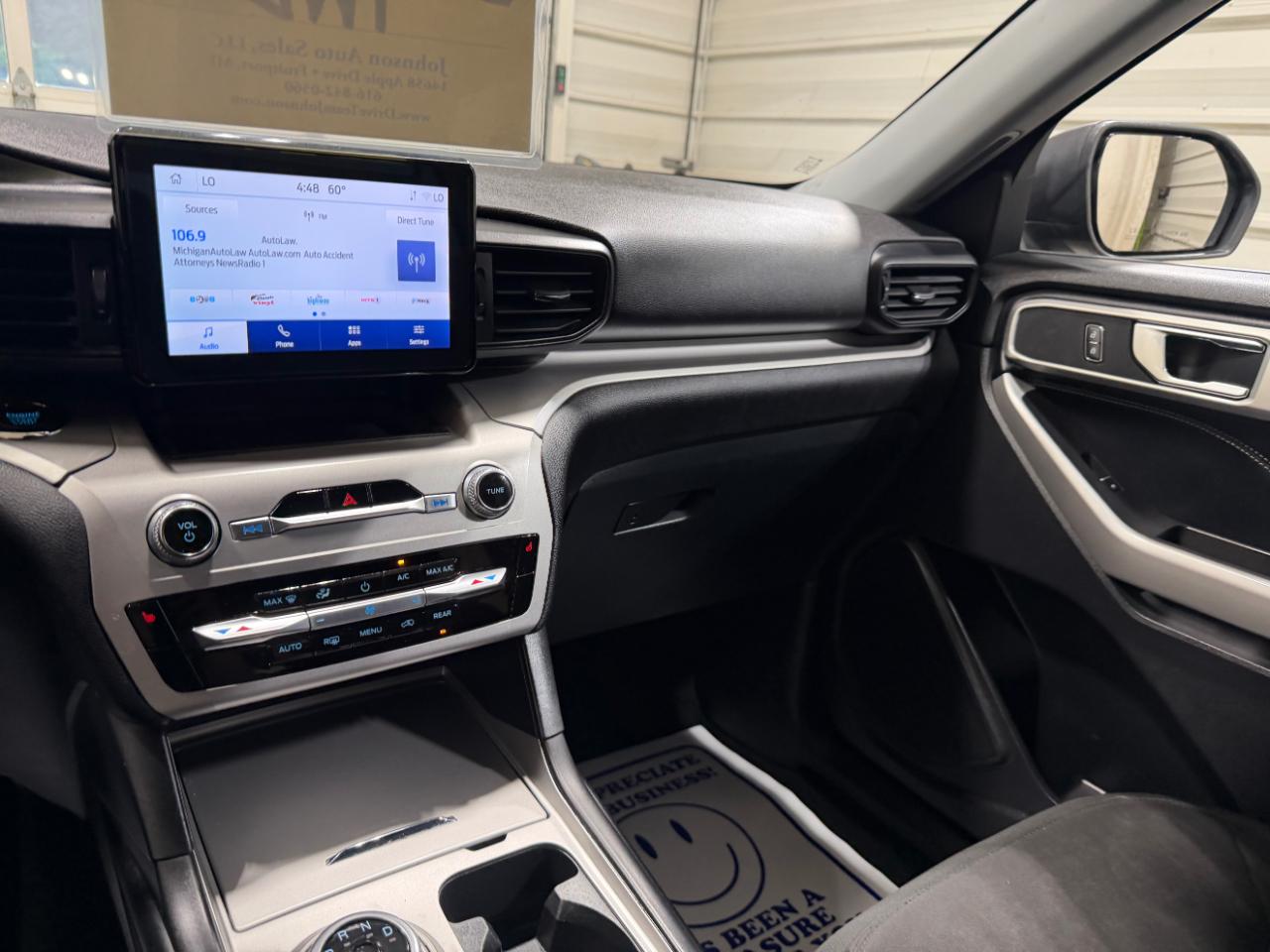 Ford Explorer XLT 4WD 2022