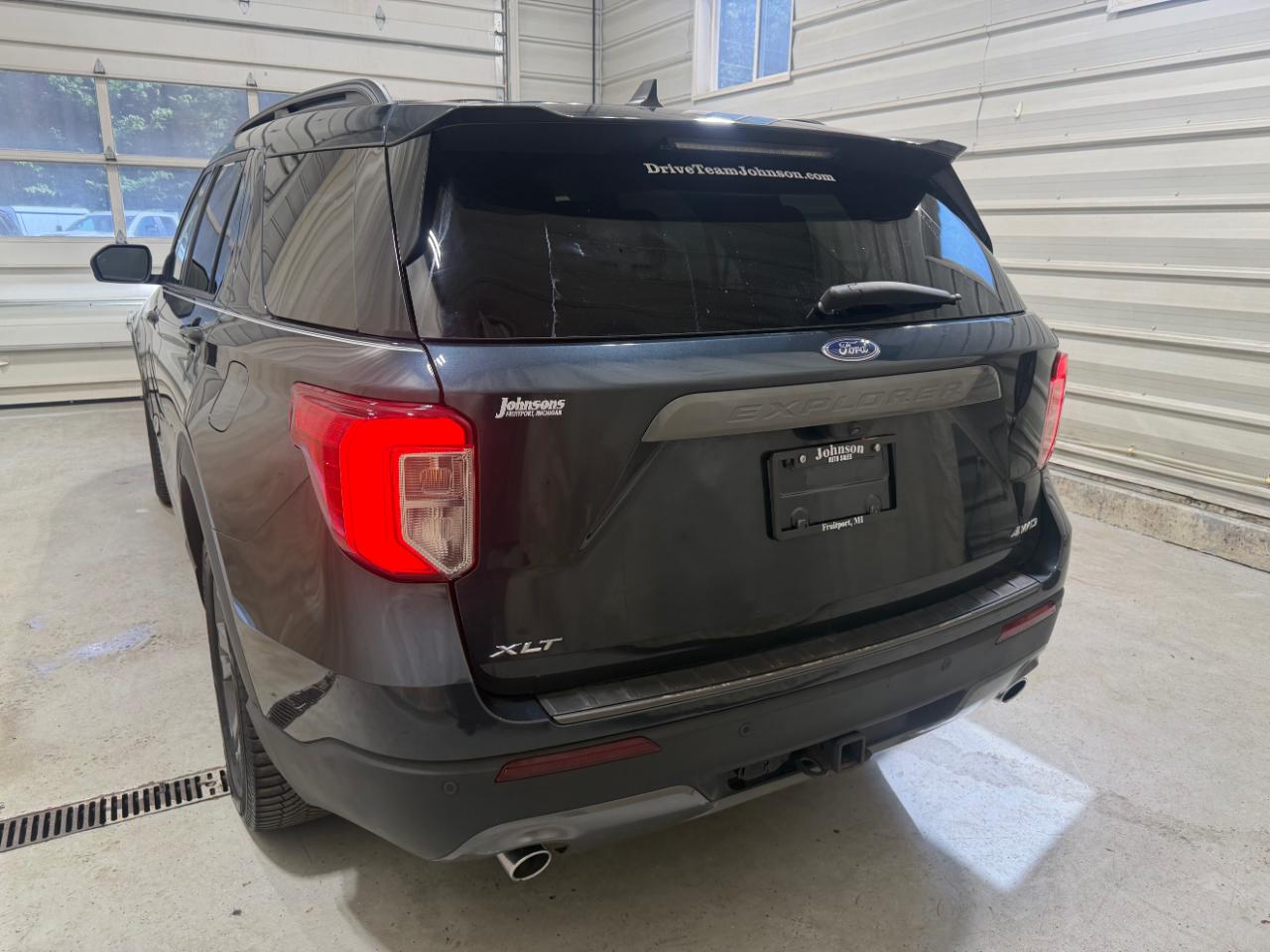 Ford Explorer XLT 4WD 2023