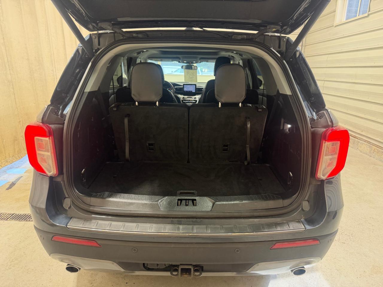 Ford Explorer XLT 4WD 2023